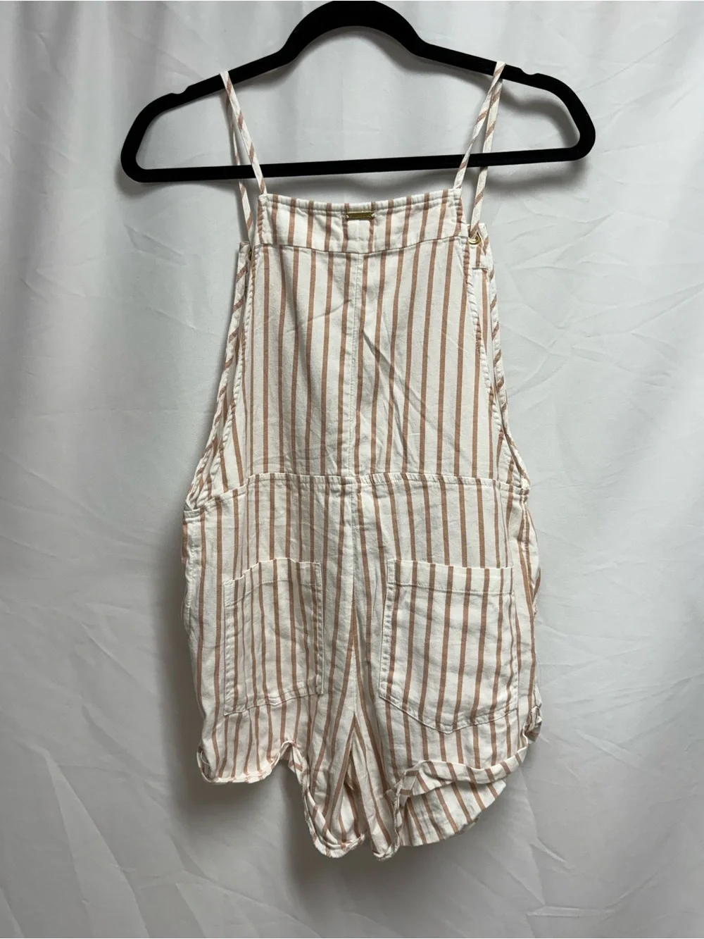 Billabong sleeveless top